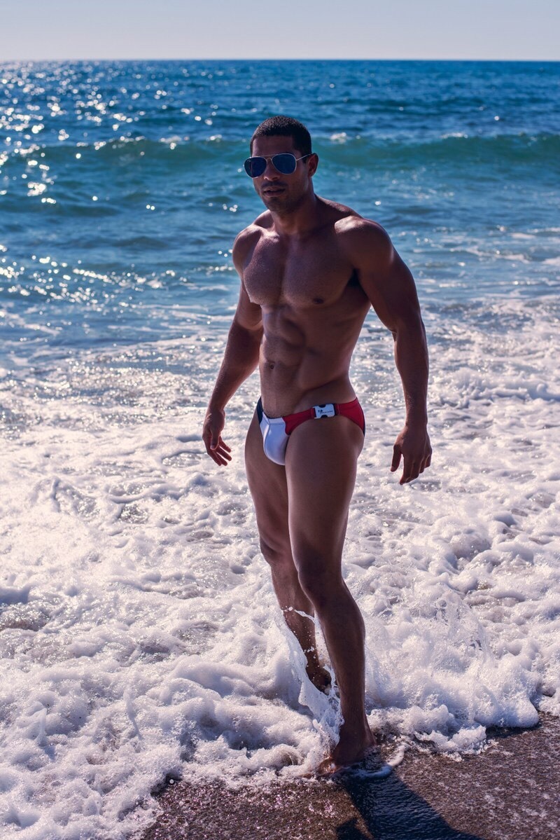 Bulging tighty whities