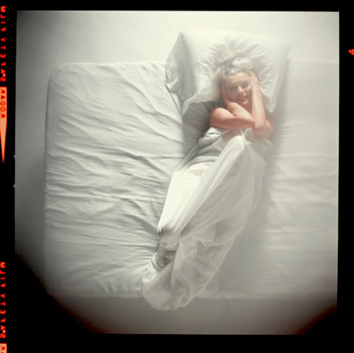 missmonroes:  Marilyn Monroe photographed by Douglas Kirkland, 1961 
