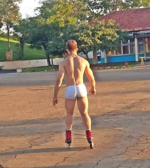 kensprof:  At The Skate Park.