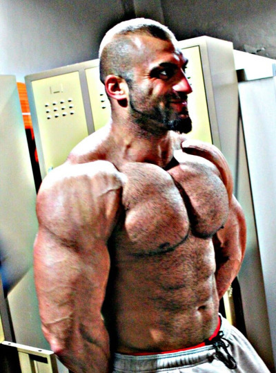 hungrycumwhore:  http://hungrycumwhore.tumblr.com/archive