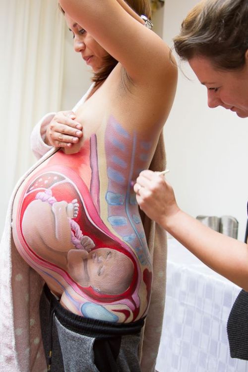laughingsquid: Anatomical Body Painting on a Pregnant Woman Shows a  Developing Fetus Tumblr Porn