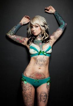 we-require-more-tatooed-girls:  More @ http://we-require-more-tatooed-girls.tumblr.com 