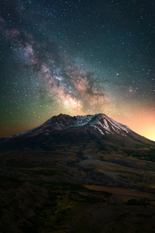 XXX planets-stars-galaxy:  Mount St. Helens, photo