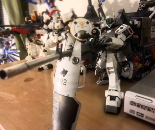 A few more shots of the MG 1/100 RGM-79SP GM Sniper II &ldquo;Dire Wolf&rdquo; Custom Modeled by@jor