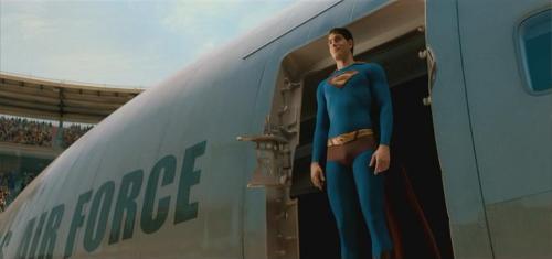 superherophilia: comandanteraven: Bulges and a perfect ass in Superman Returns.  Brandon Routh 