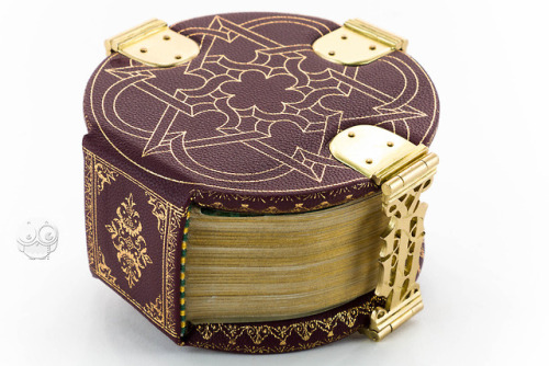 cultofknotcraft: Codex Rotundus, a circular medieval book in gothic and renaissance style. Source.