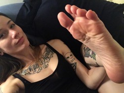 tightesttoes:Going to be MIA til Tuesday afternoon!! Have a great 24 hours and please do a me a favor and check out my smut page: dasherbae.manyvids.com. Purchases would be rad but a free way to help boost my profile is just clicking all the hearts on