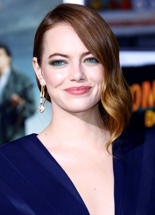 emmastonesource: EMMA STONE‘Zombieland: Double Tap’ premiere in Westwood, CA | October 1