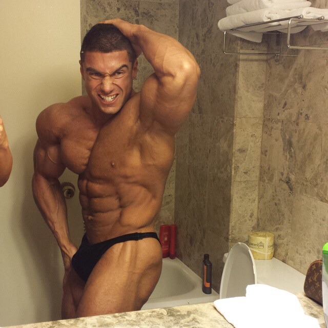 adidabb:  Johnny Aiello