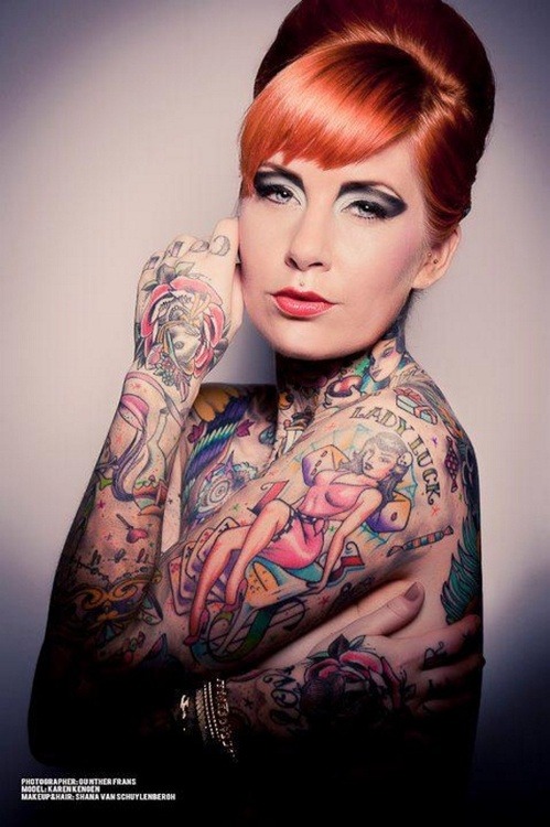 sexyinkgirls-mmm-so-nice:  sexyinkgirls-mmm-so-nice