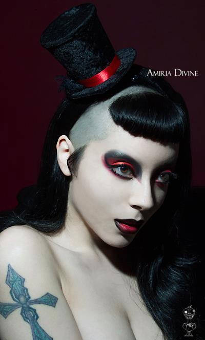 gothicandamazing:  Model: Amiria Divine  Welcome to Gothic and Amazing | www.gothicandamazing.org