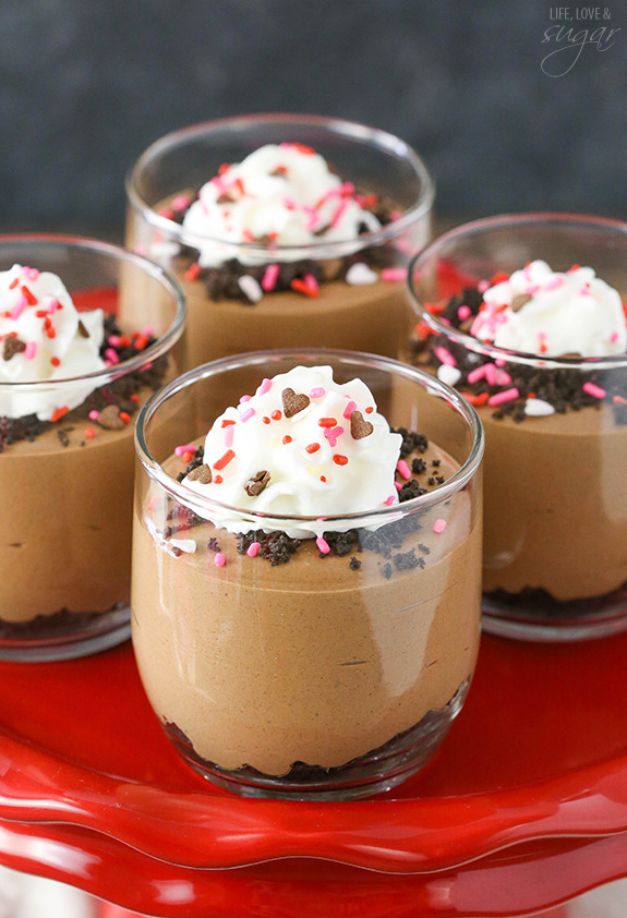 sweetoothgirl:    Chocolate Mousse with Cookie Crumbs    