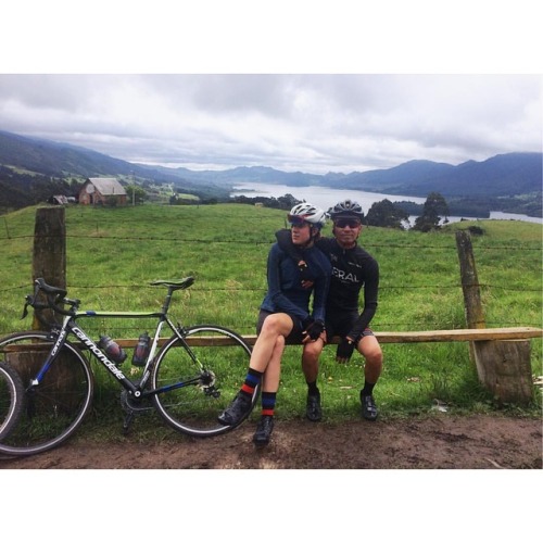 | : @notxavi  . #chickenlegsteam #feralcyclingmadness #cycling #roadbike #stravacycling #rapha #cast