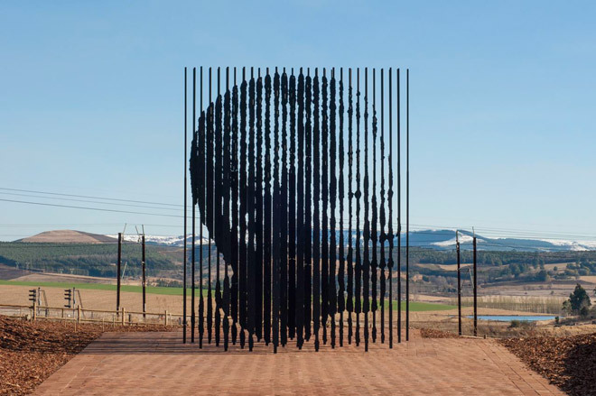 asylum-art-2:  Awesome Nelson Mandela SculptureMore About the Mandela Capture Site