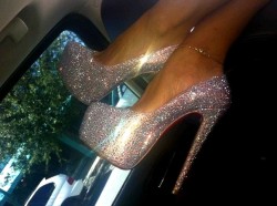 chanel-and-louboutins:  Chanel-and-Louboutins.tumblr.com  Yep