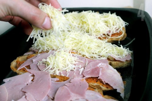 Sex gocookyourself:  Ham & Cheese Crizza pictures