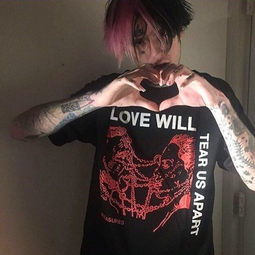 tommovii:He will always stay in our hearts