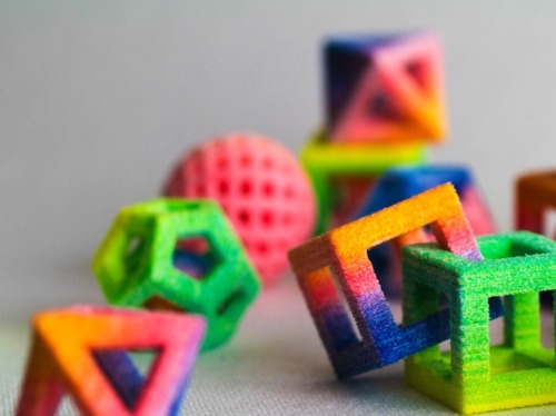 mewtwoofficial:  janemba:  from89: 3D Food PrintersCreate Edible Geometric Forms  we bout to have next level cereal  ‘when i was a kid our cereal was solid! not this fancy math bullshit!’ 