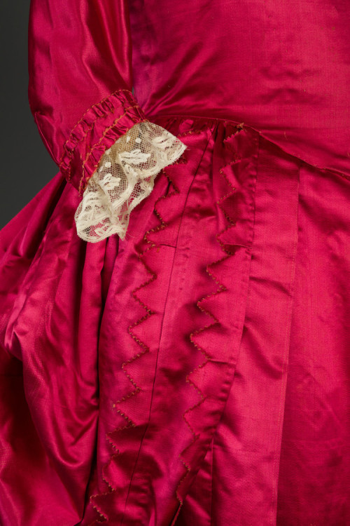 Robe à l’anglaise, 1780′sFrom the Maryland Center for History and Culture