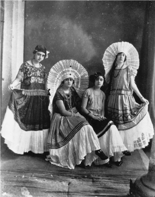 Tehuana headdresses, Oaxaca, Mexico3-4. The Tehuana headdress Frida Kahlo wore in her “Self-Portrait