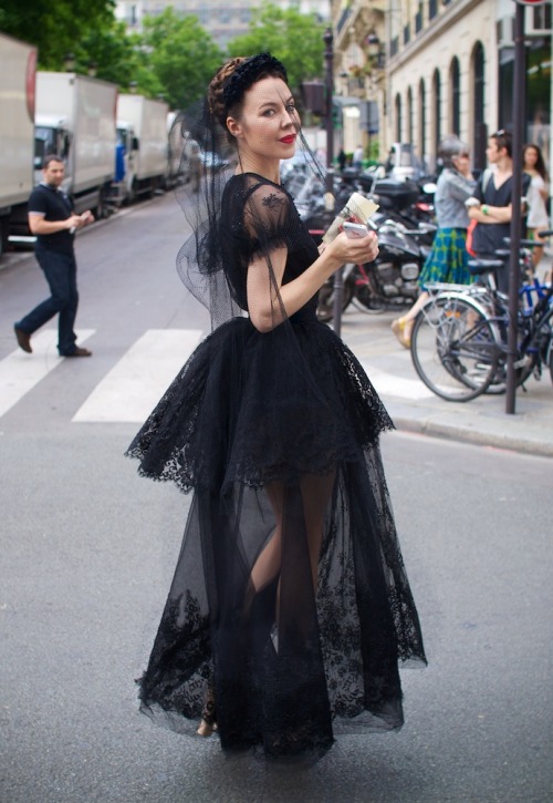 mulberry-cookies:  npneptunium:  Ulyana Sergeenko  the russians have the best street style at fashion week 