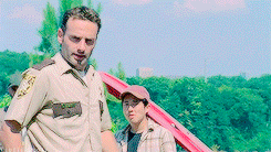 clutterbooty:  make me choose asked by anonymous: (friendship) Rick and Michonne or Rick and Glenn?  