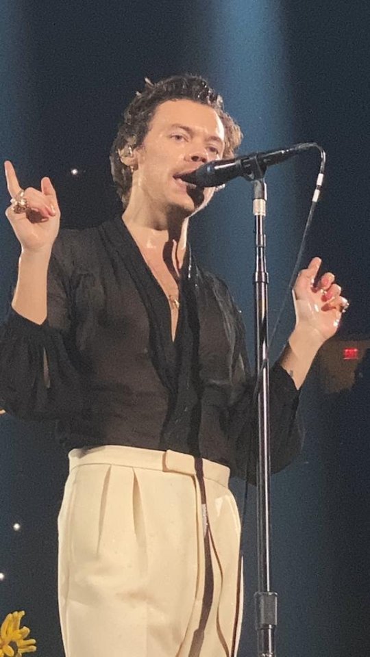 CAN YOU HEAR ME SCREAMING
