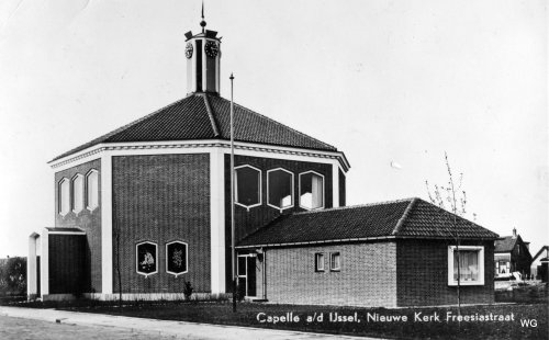 Immanuëlkerk (1952) in Capelle aan den Ijssel, the Netherlands, by Kuiler en Drewes