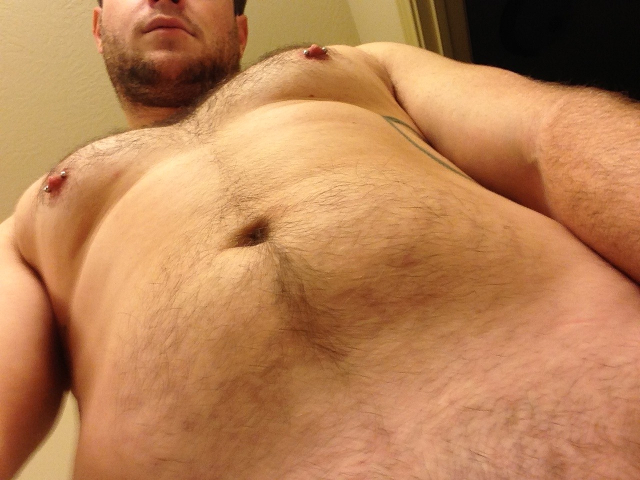 campusbeefcake:  I believe someone mentioned wanting more from this angle  Sweet