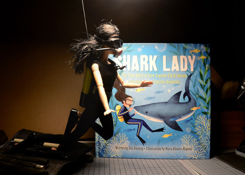 »Shark Lady« Eugenie Clark Barbie, inspired by the book written by Jess Keating and Illustrated by M