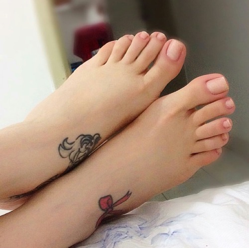 mynorg: Cute natural toenails Alexa doesn’t want you to join this KILLER feet discord —-