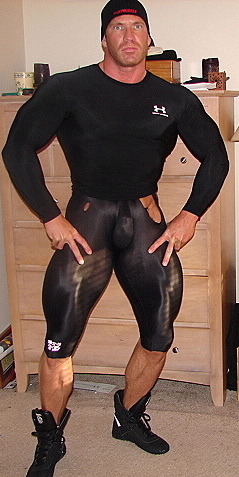 mimuscle:  bustin out of my tights