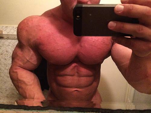 bodybodyman:  Anthony Petrella 