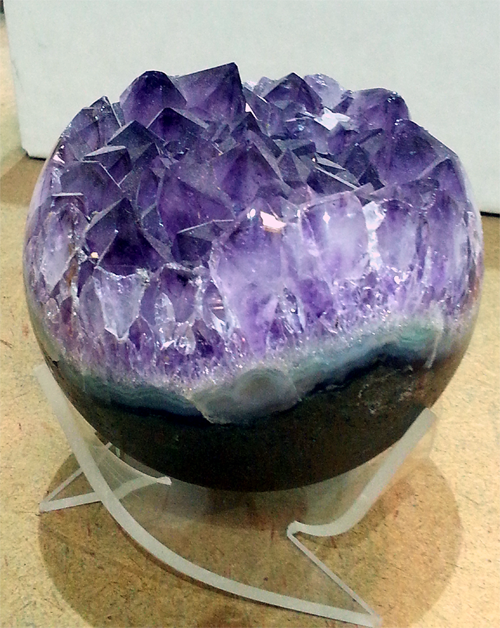 XXX brandiauset:    Amethyst Geode Sphere! Only photo