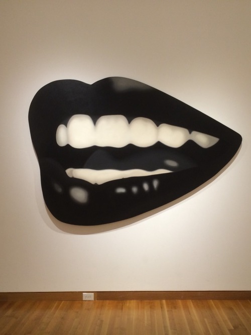 greyproxy:contrast | Tom Wesselmann’s “Mouth #15”