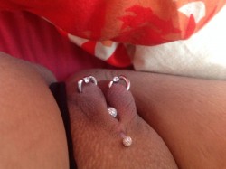 pussymodsgalore  Pussy with VCH piercing and nice prominent outer labia, pierced and with two rings. 