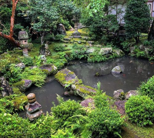 當麻寺 護念院庭園“双塔園” [ 奈良県葛城市 ] Taimadera Gonenin Temple Garden, Katsuragi, Nara の写真・記事を更新しました