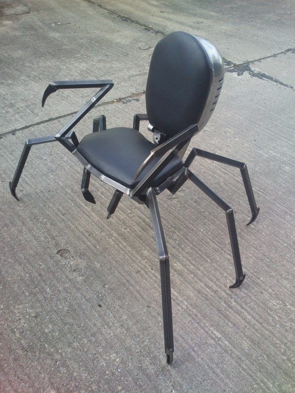 pileofknives: keezree:  atouchhereandthere:  a terrifying chair that i would never