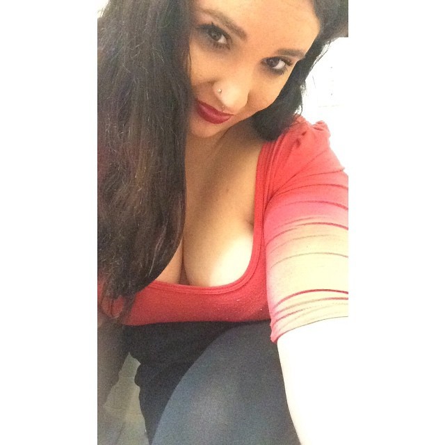 Red makes me look more Cuban than normal 💃 #mixedgirls #butIllbeffullIrishMarch17