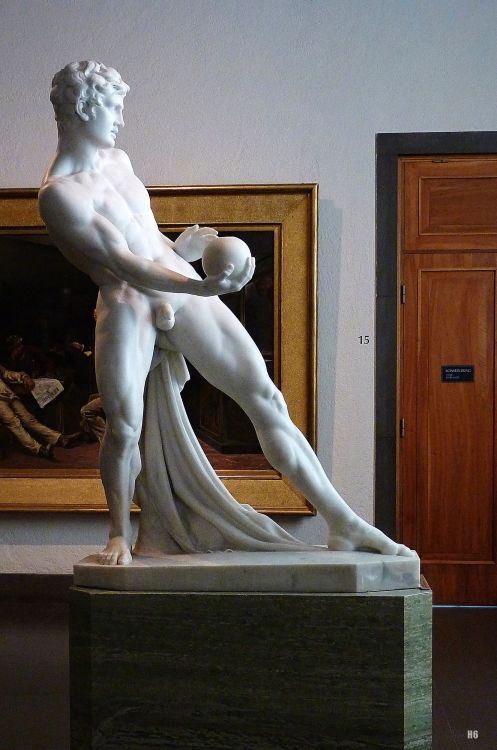 hadrian6:The Bowling Player. 1871. John Borjeson. Swedish 1835-1910. marble. http://hadrian6.tumbl