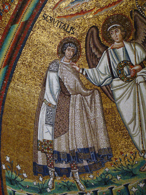 jeannepompadour:Mosaics at San Vitale in Ravenna showing Emperor Justinian, Empress Theodora, their 