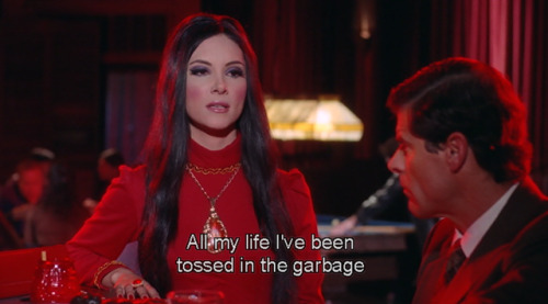 issietheshark: the love witch (2016)