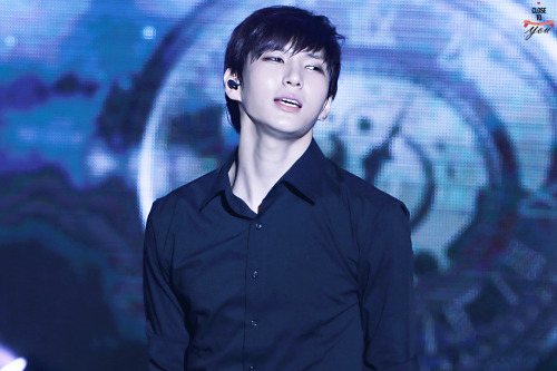 prince-taekwoon:cr.: Close To You / do not edit