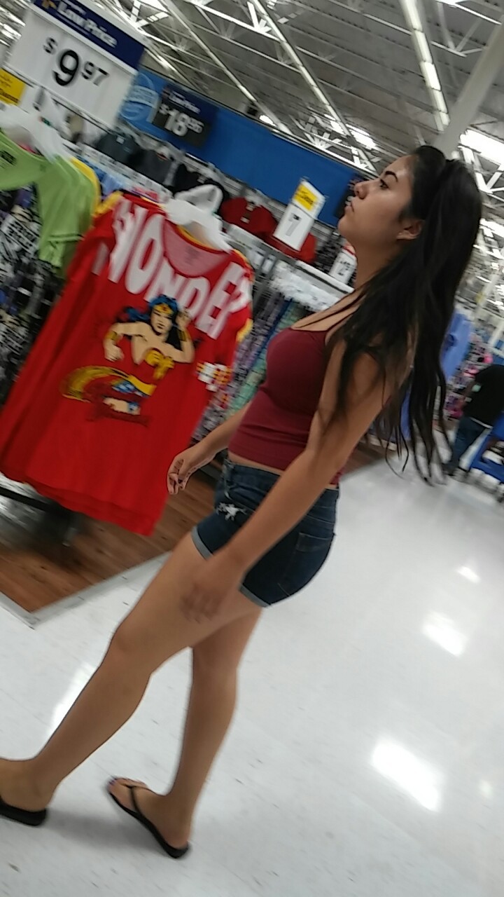 candidmaine:  Love when theres not much to do but walk around and bump into something
