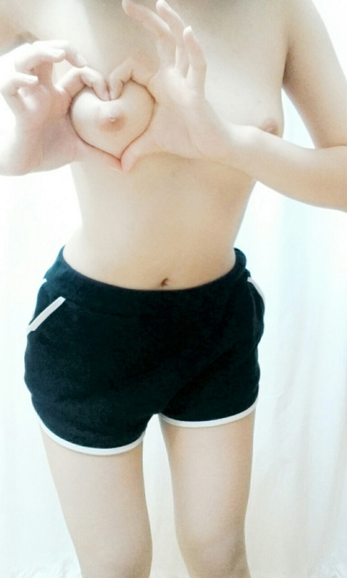 hello-01future:  请点击https://item.taobao.com/item.htm?spm=a1z10.1-c.w4004-1199718337.1.2fGe1d&amp;id=549941489276