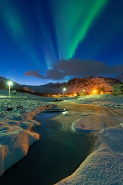 bojrk:  Aurora near Eggum, Norway // Aurora