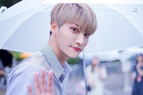 fy-parkseonghwa — © April 3rd‏ Do not edit.