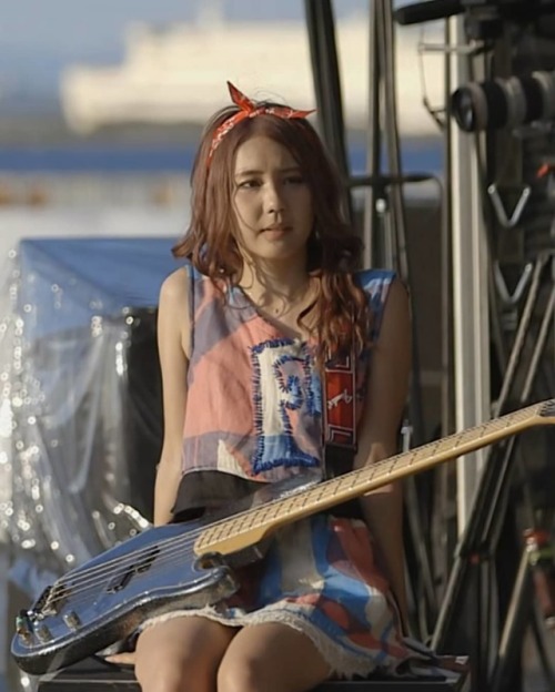 scandal-jmusic-mania:  . @tomo_0531_ . #scandal #スキャンダル #sukyandaru #scandalband #scandaljapan #mami