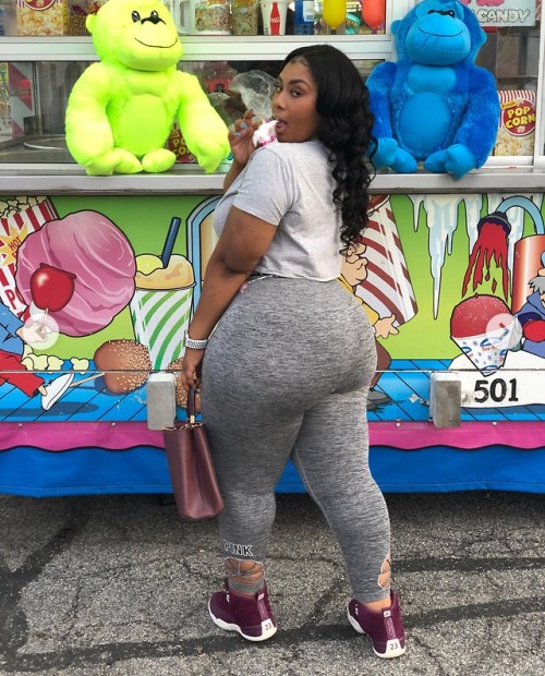 fletchertrowan:  THICK Cutie