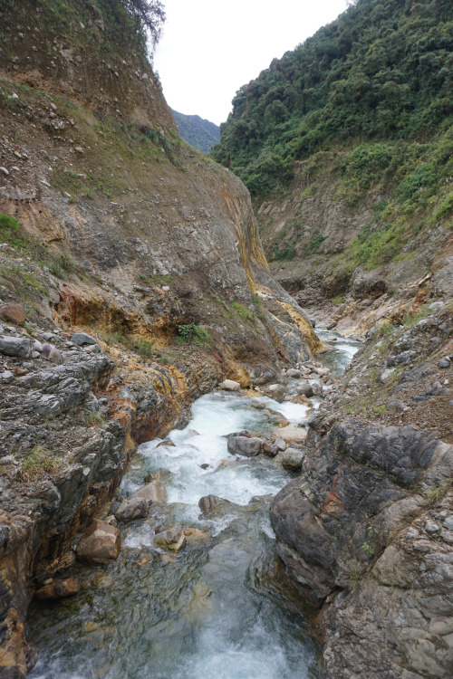 Day 3 of the Salkantay trekHiking down from Chaullay through the valley containing Llosska Mayu down